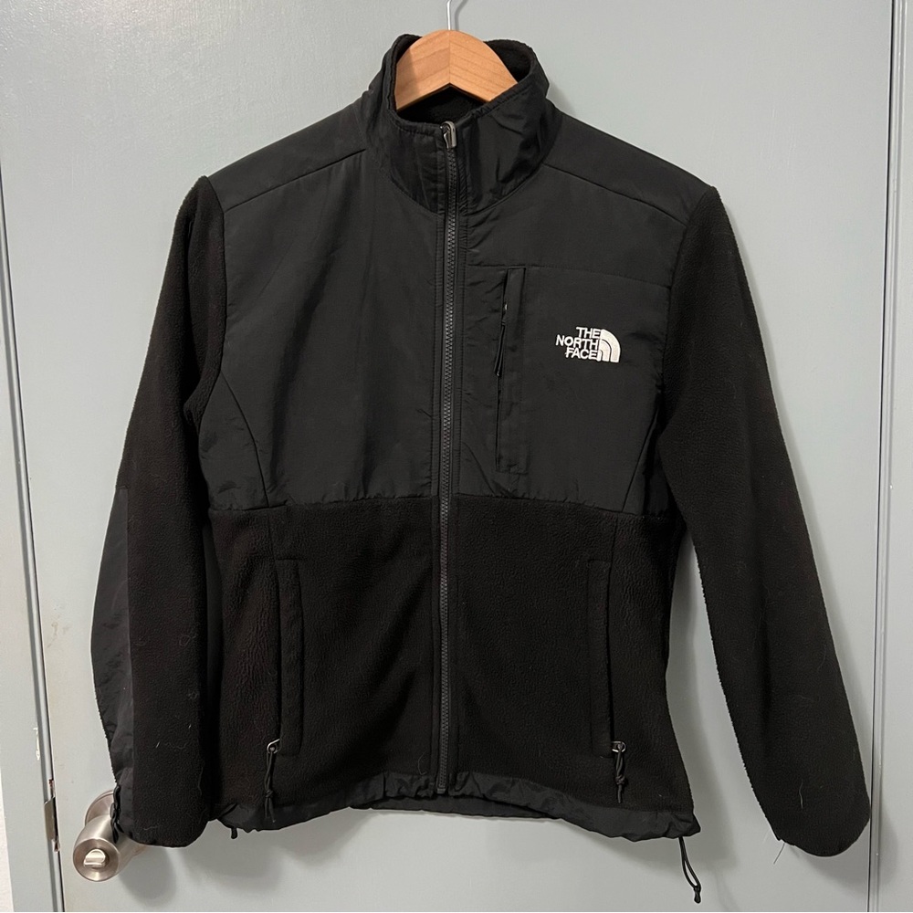 The North Face Black Denali Jacket Size Small
